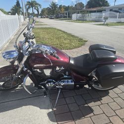 Motorcycle 2005 Honda VTX 1800