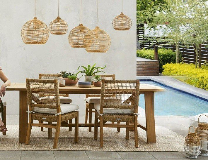 Set of 4 outdoor chairs Only NEW 
