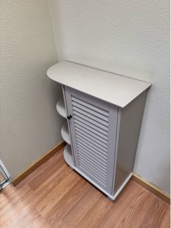 Bathroom cabinet