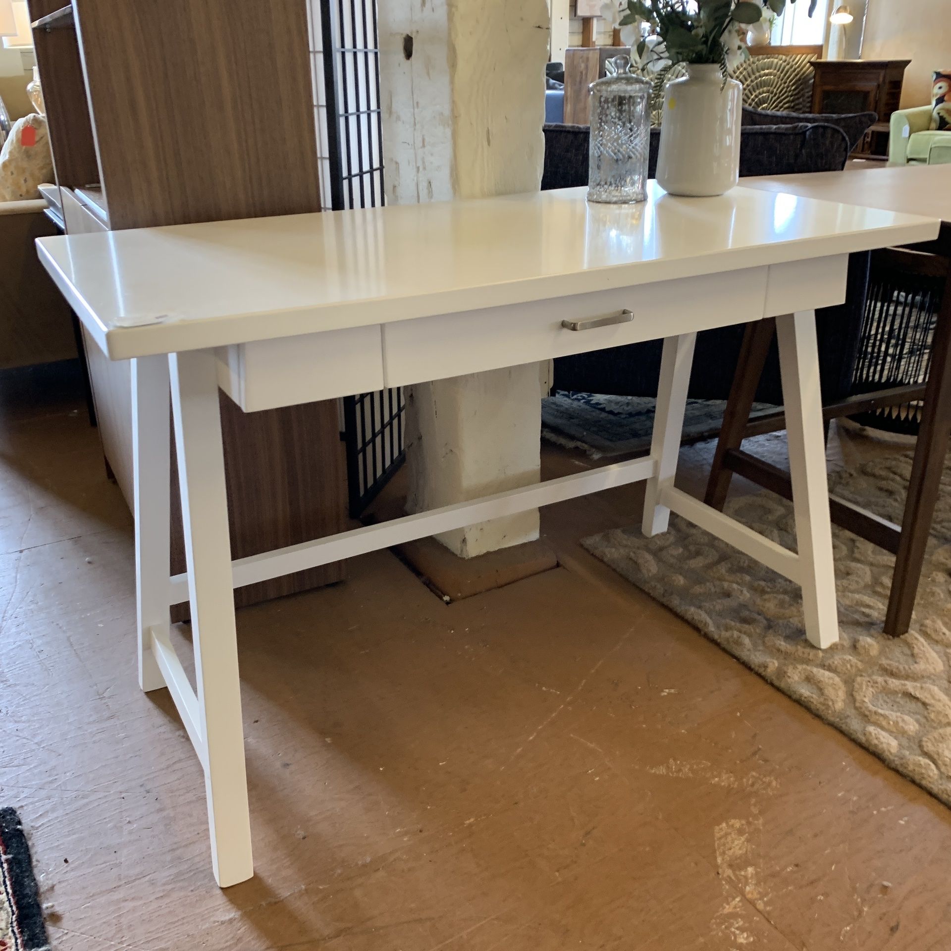 White Wood Desk