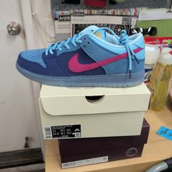 Nike SB Dunk "Run The Jewels"