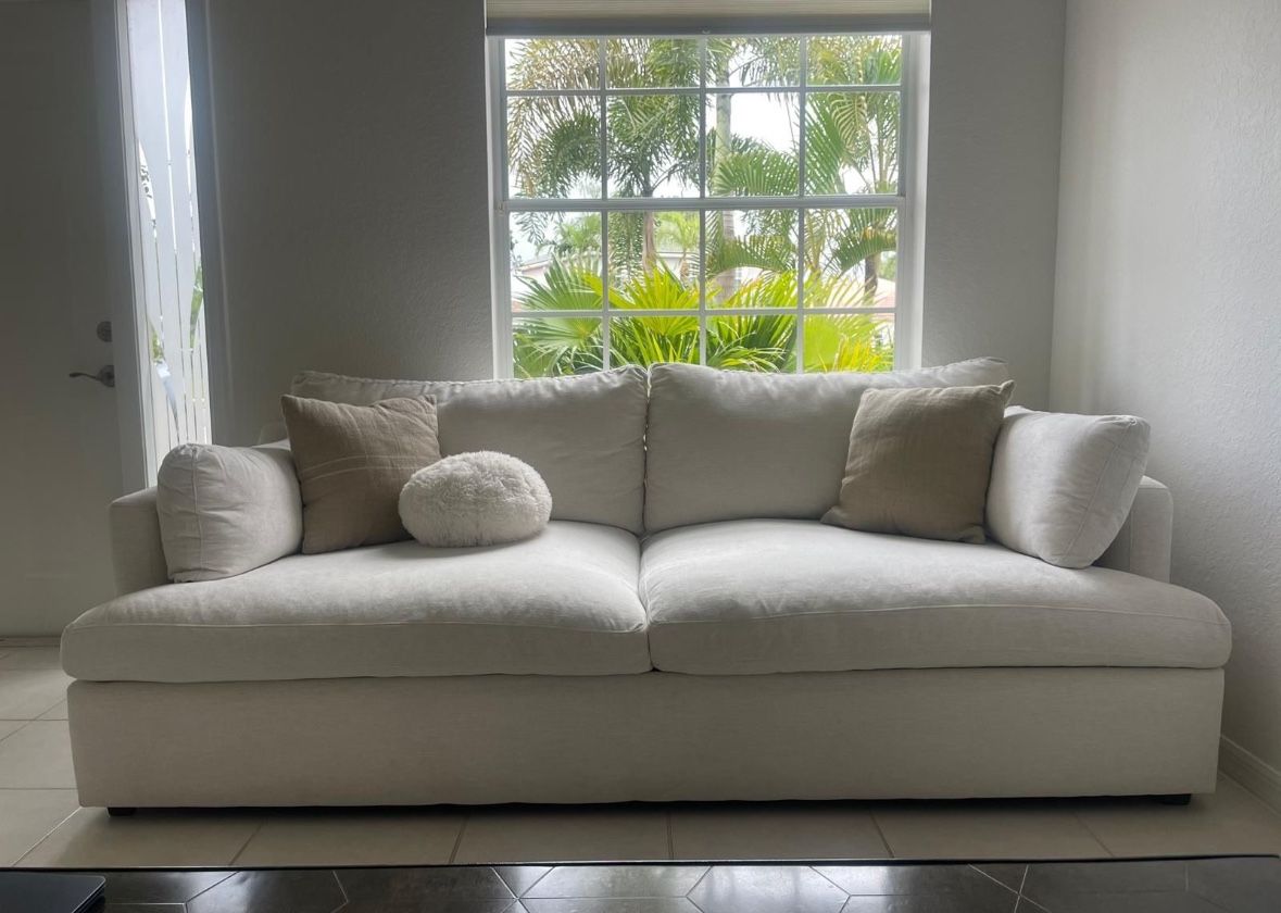 Washable Sofa - Rooms 2 Go