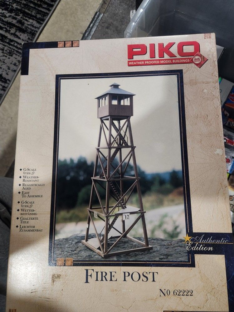 PIKO Fire Post No.62222 for Train Set