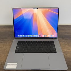 16" MacBook Pro M1 Pro 10 Core*500GB SSD*16GB RAM