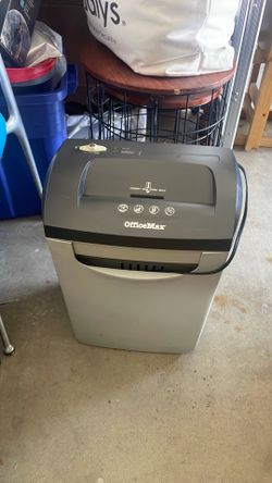 OfficeMax paper shredder OfficeMax paper shredder