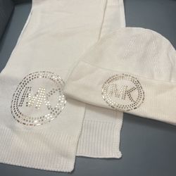 MK Scarfs And Beanie 