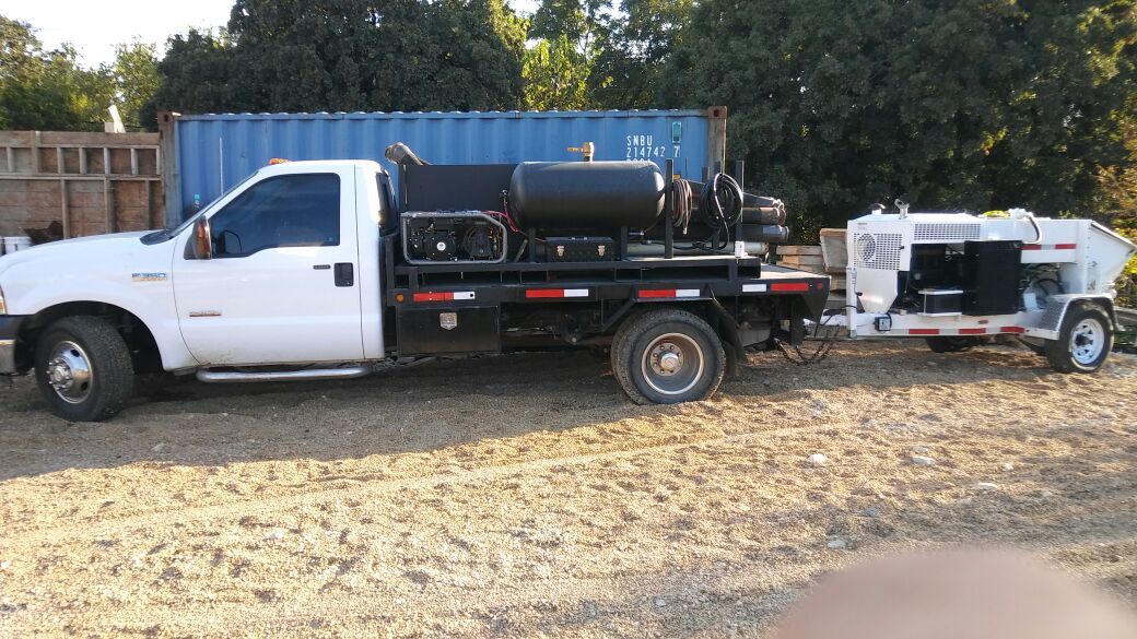 Concrete pump. Pompa de cemento