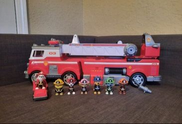 Paw Patrol Fire Truck With Extras