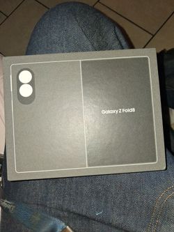 Samsung Galaxy Z Fold 8