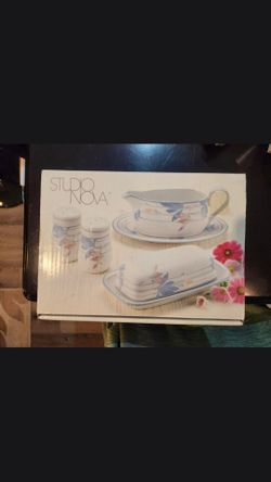 Studio Nova Serving Set