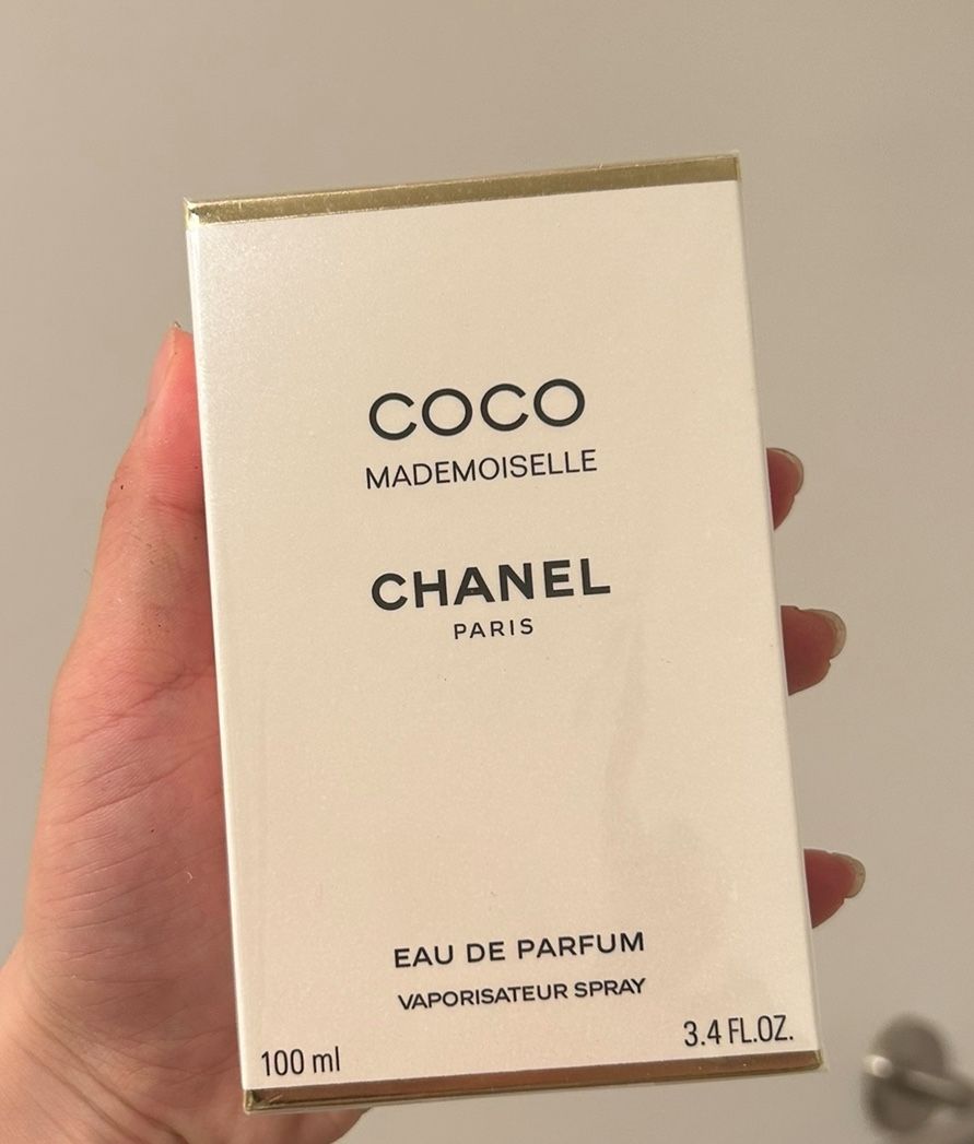Coco Mademoiselle Chanel Perfume