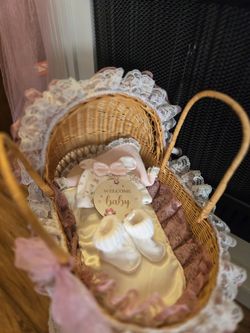 Baby Bassinet Decor