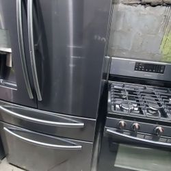 Samsung Fridge Indoor 36 Inches Counterdepth And  Stove 5 Burner Black Stainless  Warranty  Ready To Deliver Convention Oven Stove ..$1500..both Item.