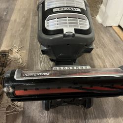 Shark Navigator Lift Away Vacuum Cleaner