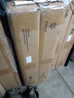 "Zinus" Adjustable Ortho Pedic Hydraulic Bed With USB  Hookups Brand New In Box 