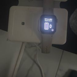 Apple Watch SE 2nd Gen