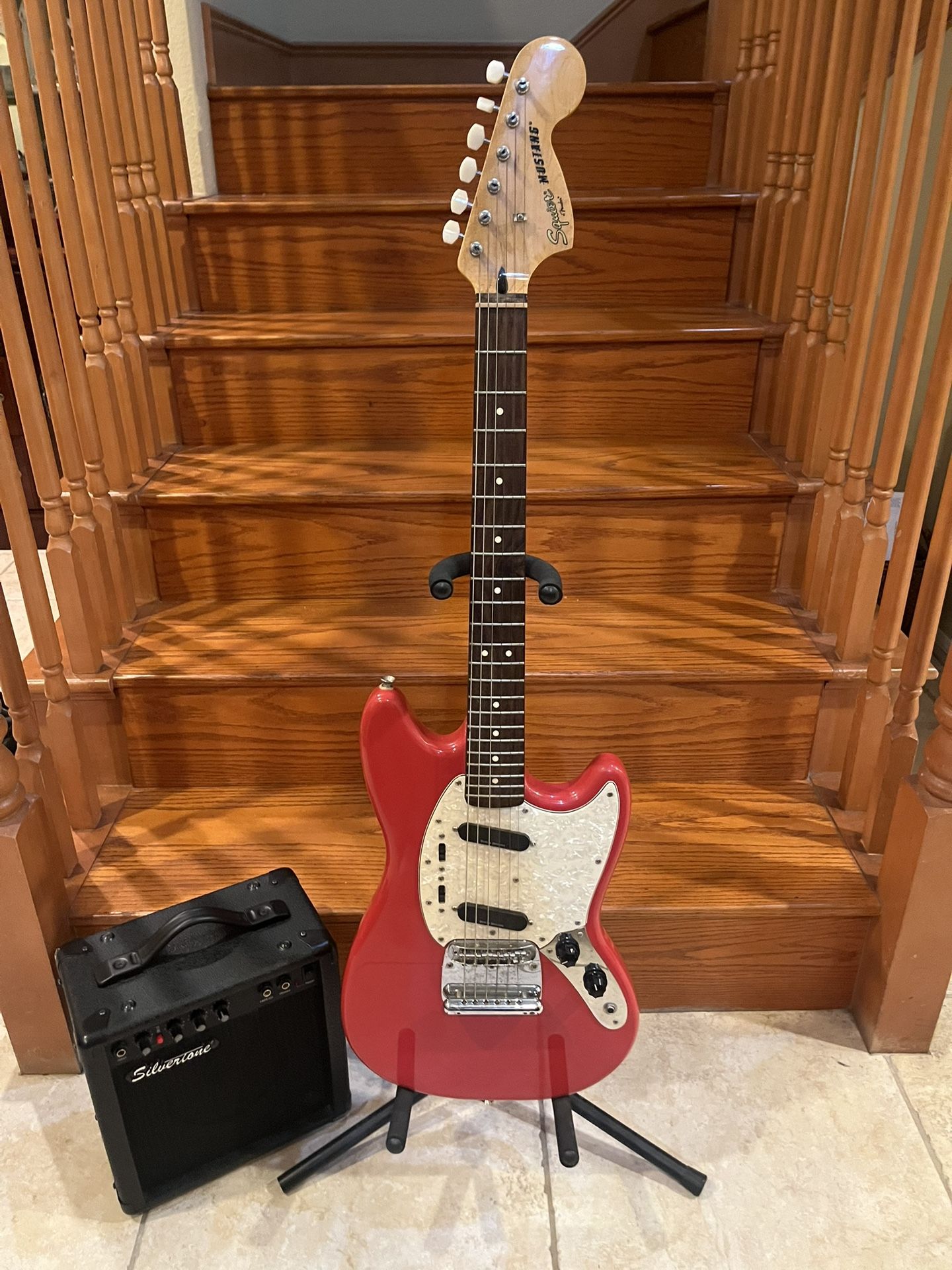 Squier Vintage Modified Mustang (RARE) W/ Silvertone Guitar Amp