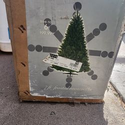 Christmas Tree 6FT