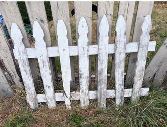 Piece of wooden Fence Halloween decoration   Large! 50 inches wide by 35” tall. Perfect for Halloween as it is a little bit broken