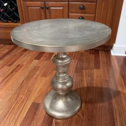 Hooker Cocktail End Table 24” Round 28” Tall