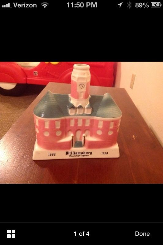 Colonial Williamsburg collectible decanter ceramic
