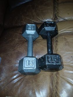 Pair Of Cast Iron Dumbells Weights 15 Lbs Each