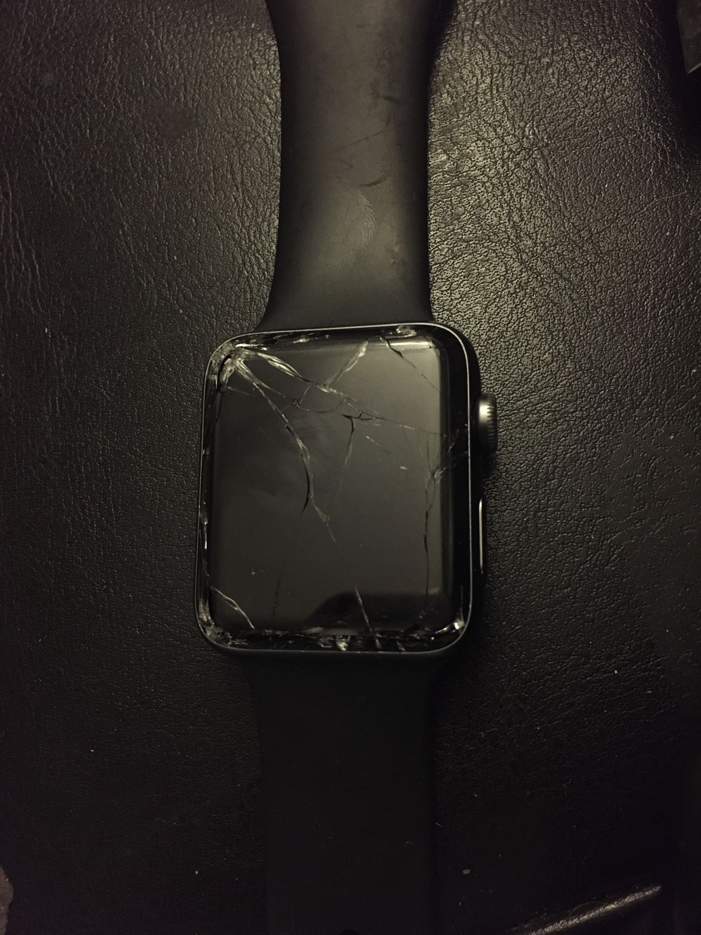 Broken screen Apple watch series 2