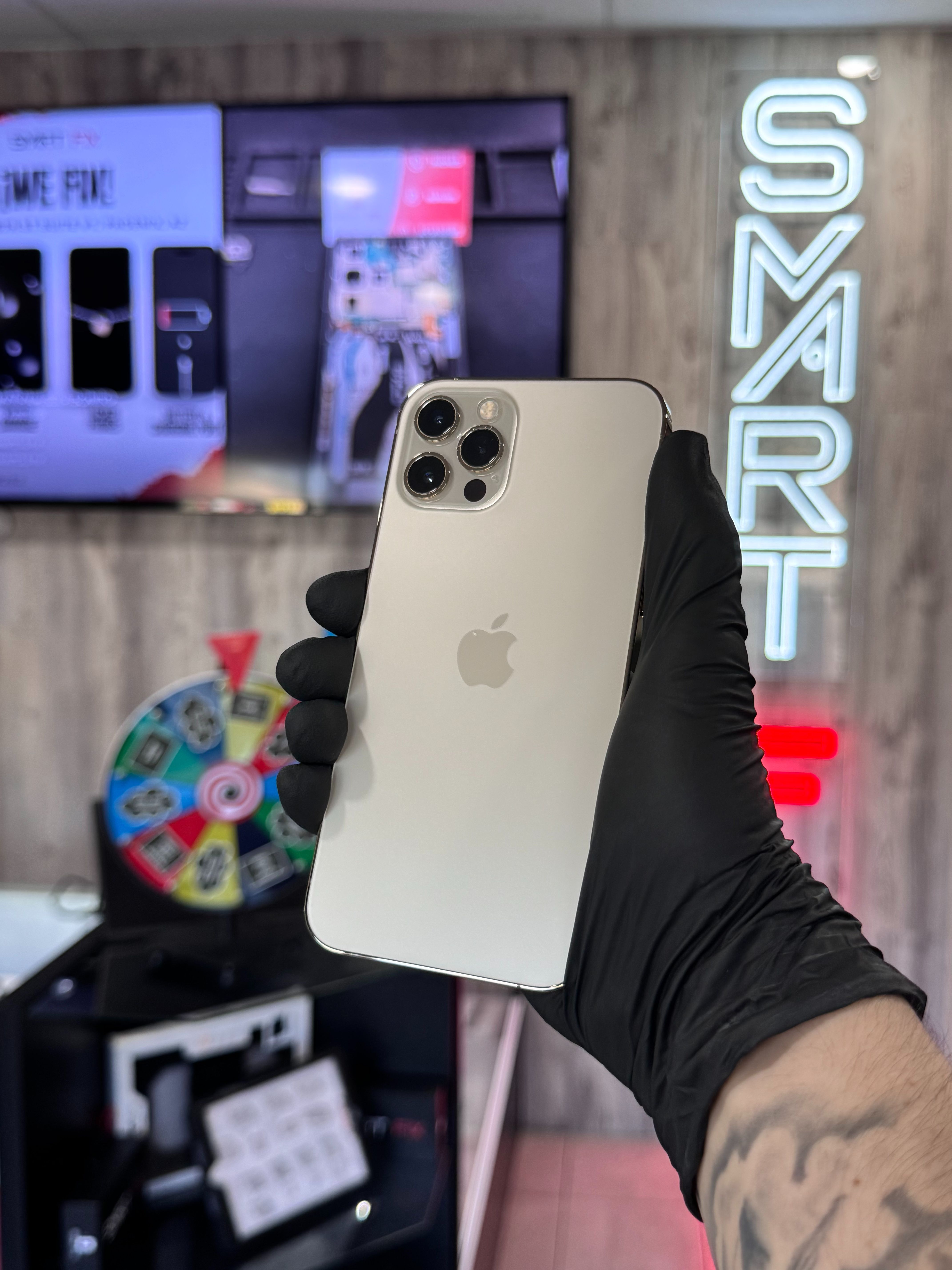 Apple iPhone 12 Pro 128 GB - Gold (Unlocked) + Warranty