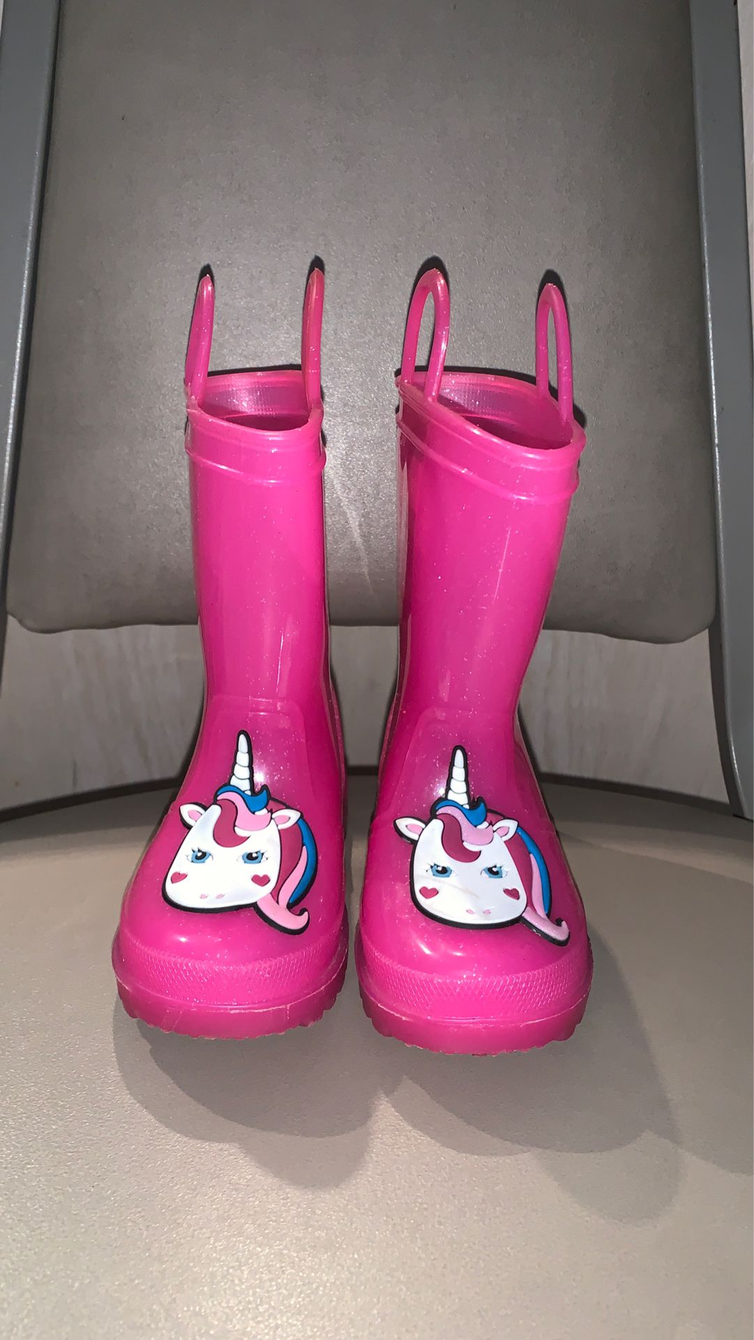 Toddler girl unicorn rain boots size 6
