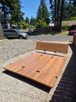 ✨FLOYD QUEEN Platform Bed Frame Plus Headboard-Excellent Condition!