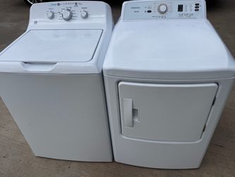 Combo ge washer and insignia dryer extra large capacity  works perfectly with warranty extra for Delivery. Same day delivery and installation availabl