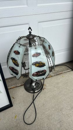 Earnhardt Lamp