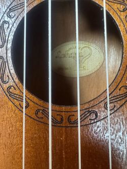 Lohan LU-C concert ukulele