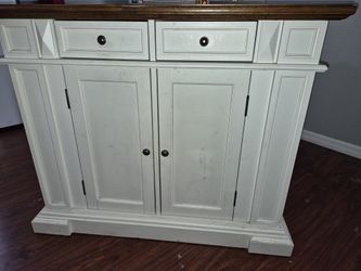 Kitchen ISLAND w/ Cabinets 2 And Drawers