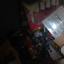 All Kind Of Makeup 