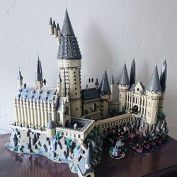 (pre-built/used) Harry Potter Hogwarts LEGO  (replica) Castle - $75