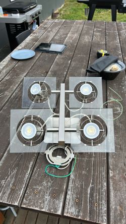 IKEA Fuga 4-Spot Ceiling Track Light (Bulbs Included!)