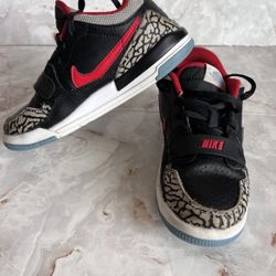 Nike Air Jordan Legacy 312 Low Boys Size 12C Black Red Athletic Shoes Sneakers
