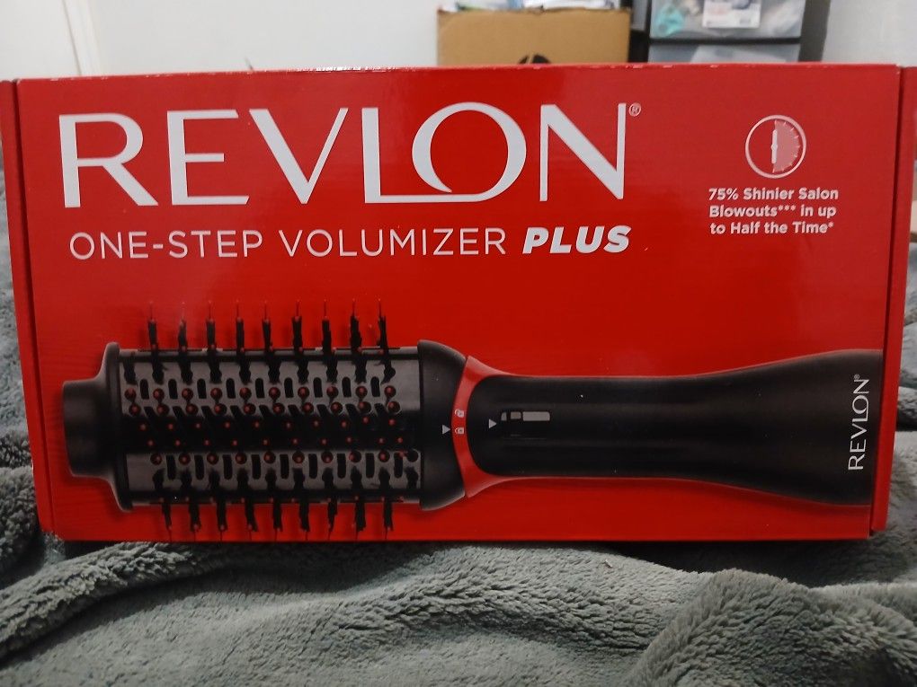 Revlon One- Step Volumizer Plus