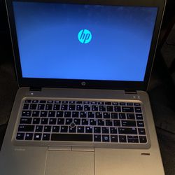 HP Laptop EXCELLENT CONDITION !