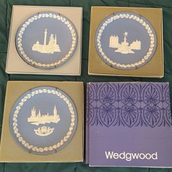 Wedgwood Jasperware Christmas Plates (3) (1970, 1971 & 1974)