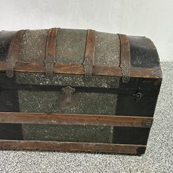 Steamer Trunk 