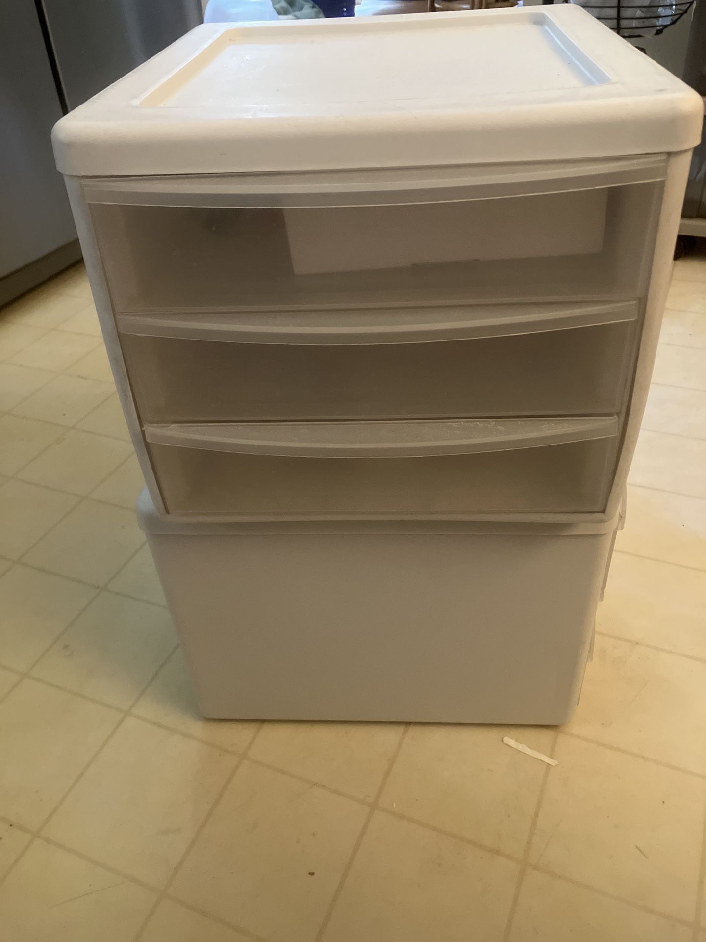 Plastic Storage Drawer Unit