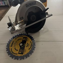 DEWALT 20V CIRCULAR SAW (Tool only) 