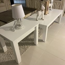Beautiful White  Table Set