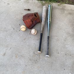 Vintage Baseball Glove and Balls +2bat