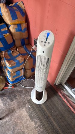 Modern White QuietSet Cooling Fan