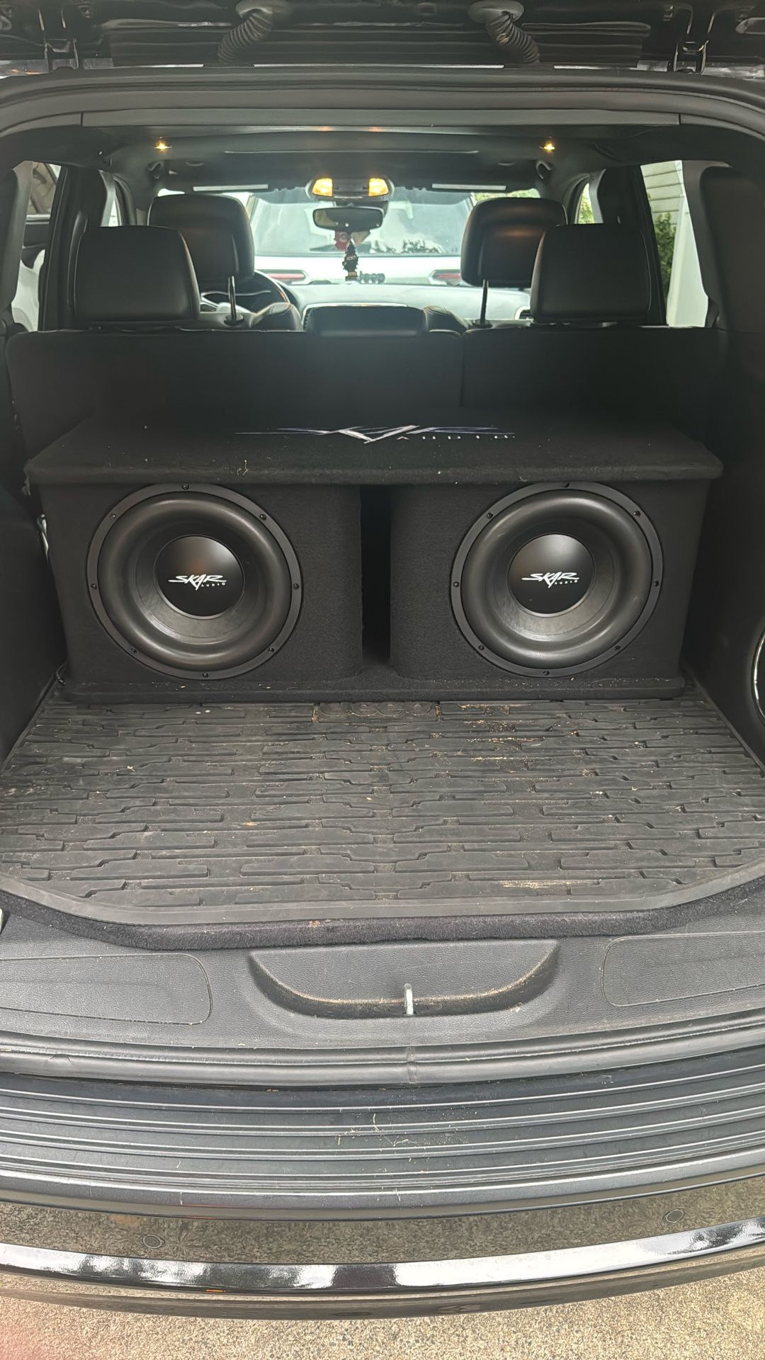2 12 Inch Skar Subs With 1600 Watt Amp Included In Price