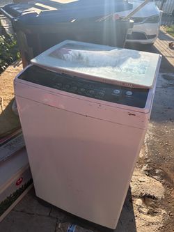 Aparment washer