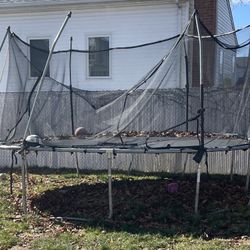 15’ Trampoline